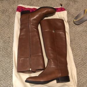 TORY BURCH LEATHER BOOTS!!